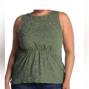 14TH AND UNION
Sleeveless Gauze
Peplum Top (Plus Size)